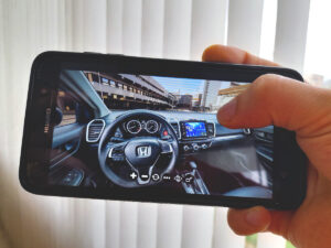 360 photo of car optimized for mobile phone